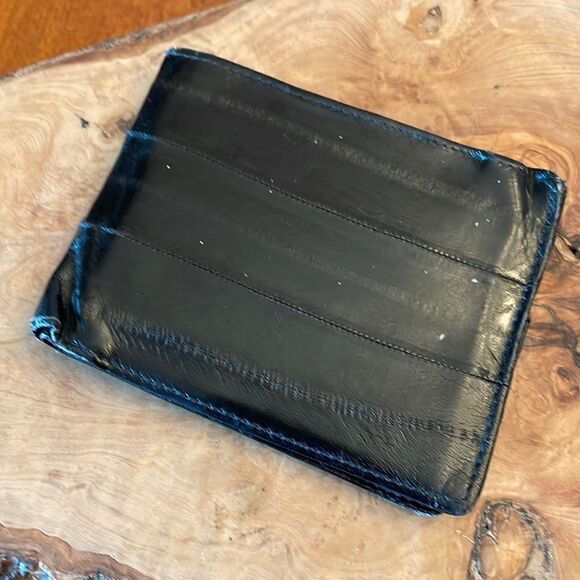 Eel Skin Wallet - Picture 1 of 7